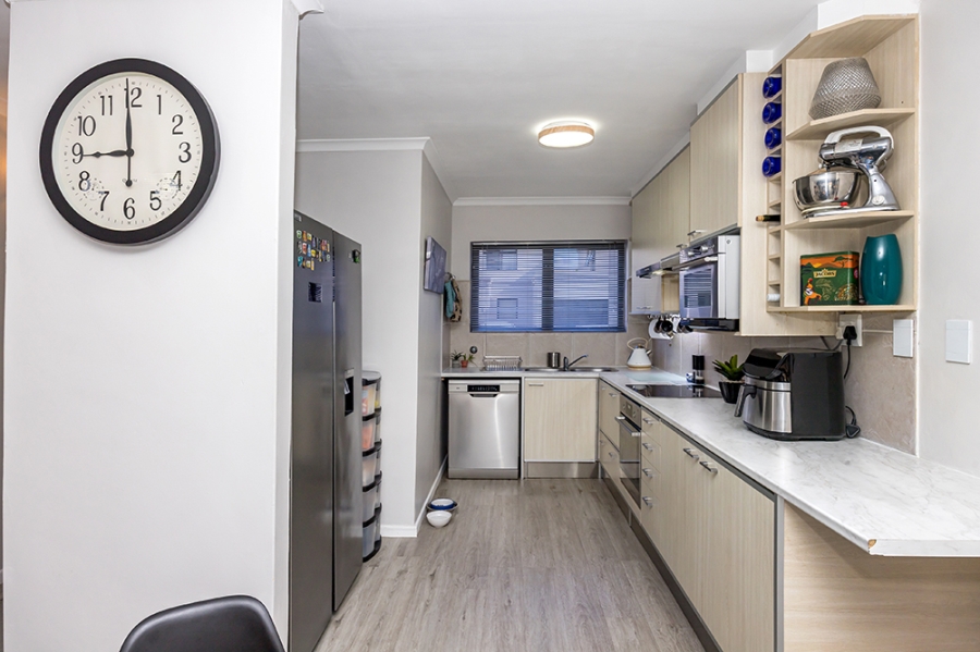 2 Bedroom Property for Sale in Parklands Western Cape